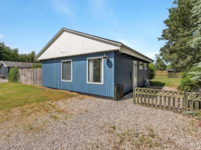Holiday Home Fabian - 900m from the sea by Interhome, Bogø By